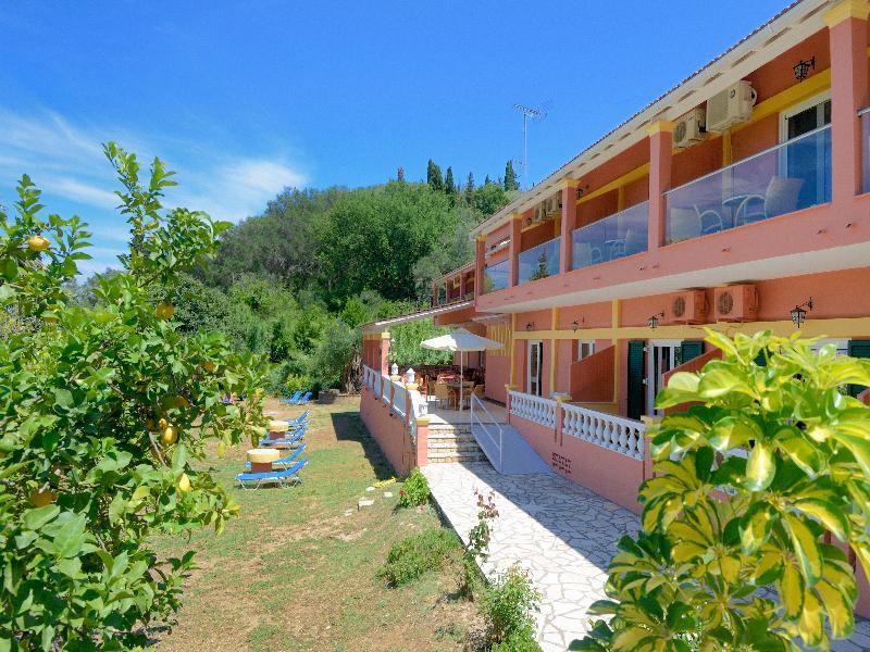 Hotel Penelope Mpoukaris Exterior photo